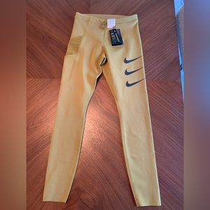 Nike leggings